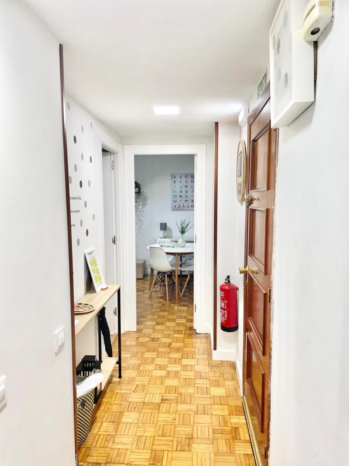 Ferienwohnung Tranquilidad Al Lado Del Centro Parking Incluido Oviédo Exterior foto